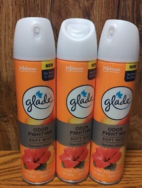 GLADE Odor Fighting Soft Mist Air Freshener ( Hawaiian Breeze) 3/$8